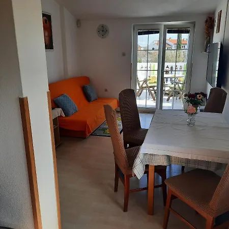 Pipi Apartment