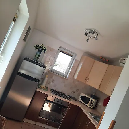 Apartment Pipi
