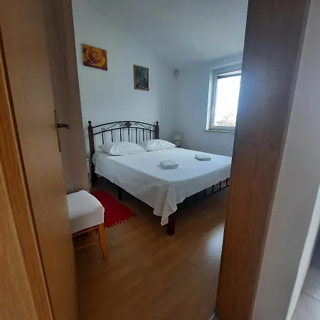 Pipi Apartment
