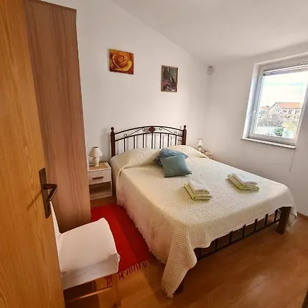 Pipi Apartment *