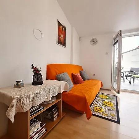 Pipi Apartment